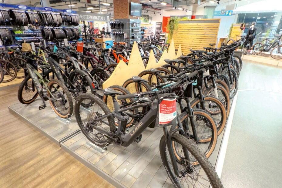 Cube Fahrräder in der Marienplatz-Galerie