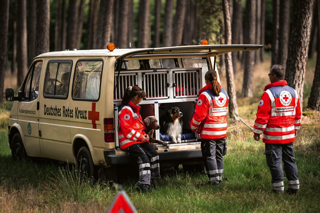 Transporter für die Rettungshunde