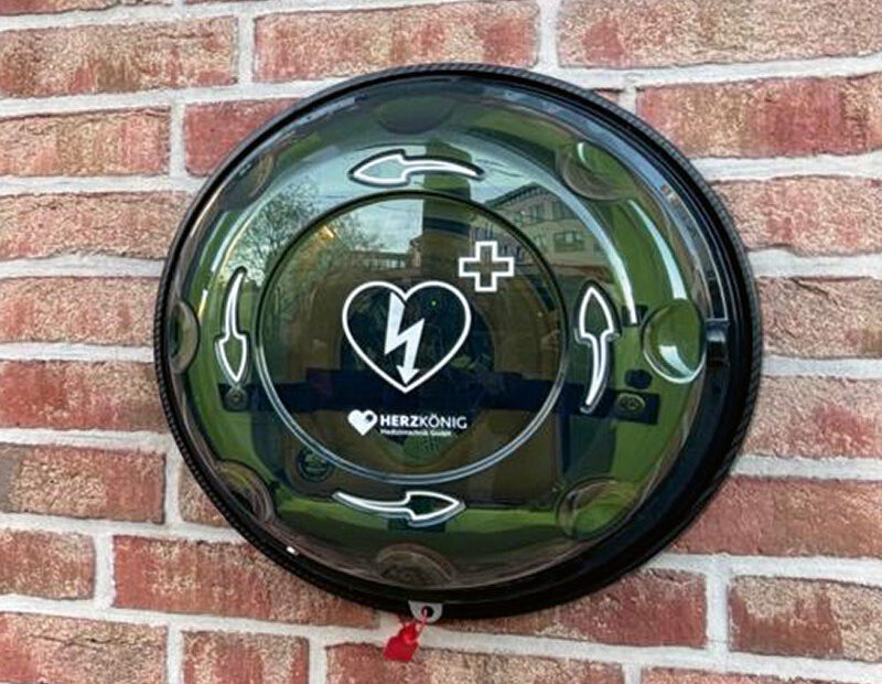 Defibrillator