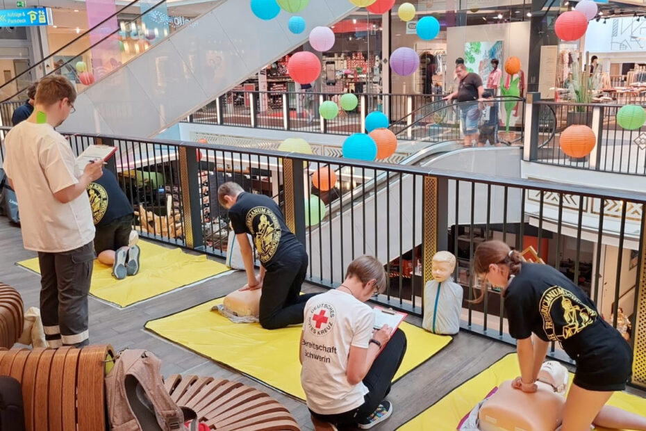 DRK Übung in der Marienplatz-Galerie