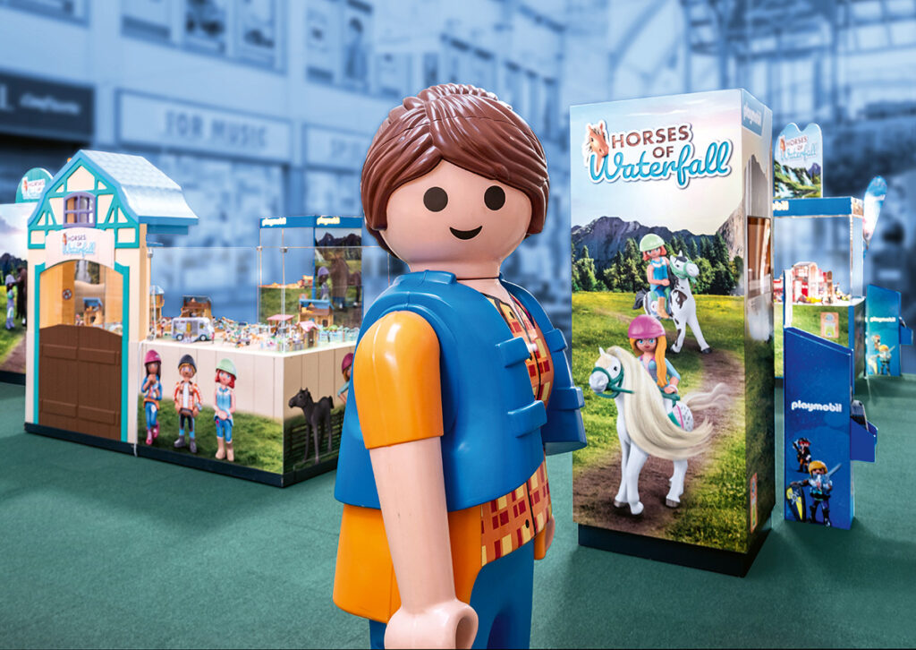Playmobil Waterfall Ranch