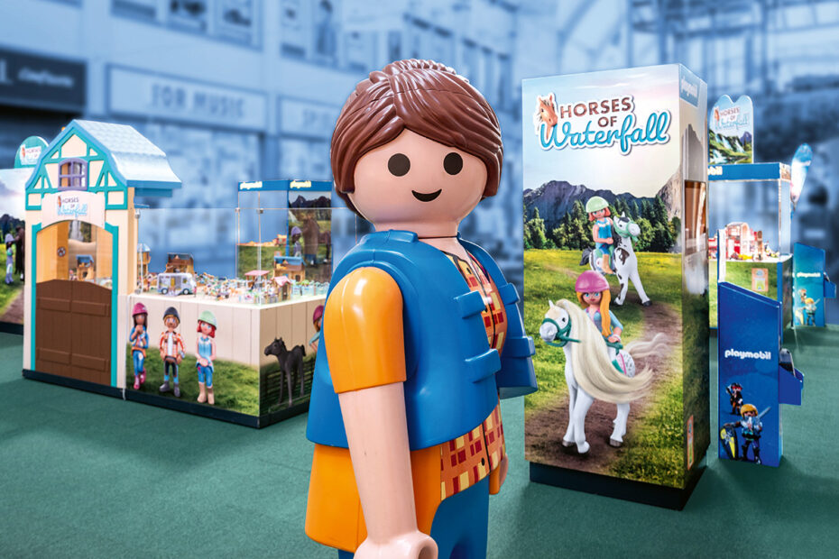 Playmobil Waterfall Ranch
